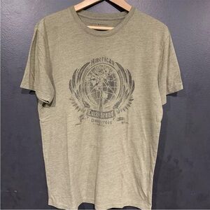 2000s Lucky Brand T Shirt Mens Size Med Green Dungarees Crew Neck Short Sleeve